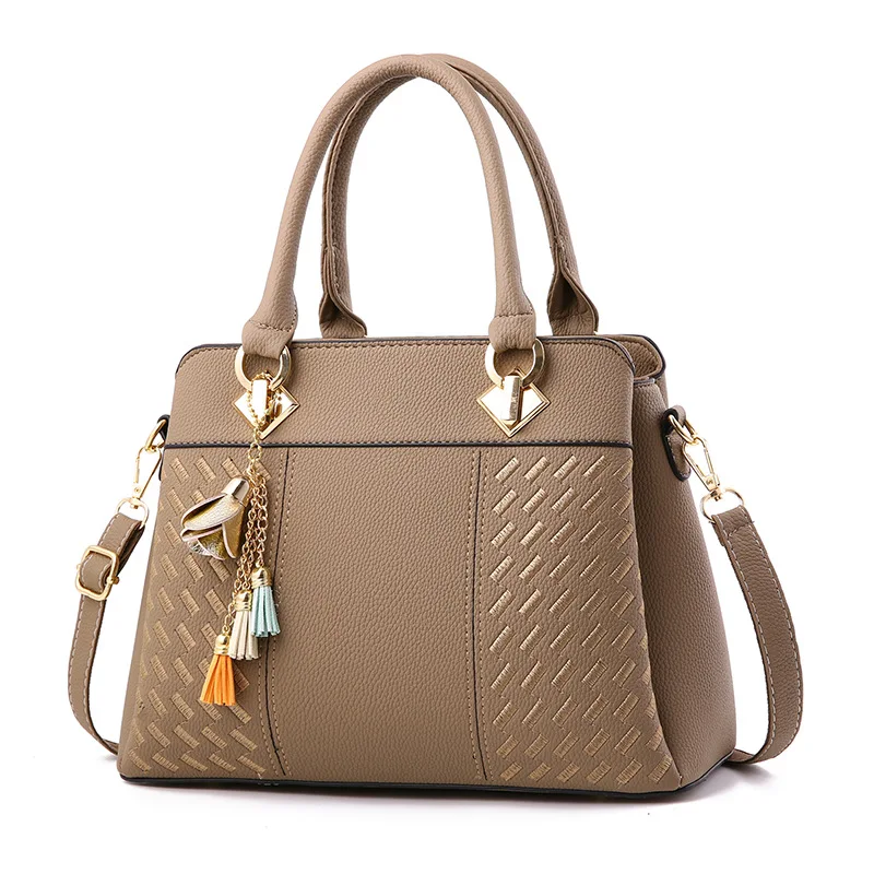 Spring 2026 Fashionable Women's Handbag Trendy Shoulder Bag Crossbody Bag Large Size Daily Match PU Leather Polyester Fiber
Spring 2026 Fashionable Women's Handbag Trendy Shoulder Bag Crossbody Bag Large Size Daily Match PU Leather Polyester Fiber