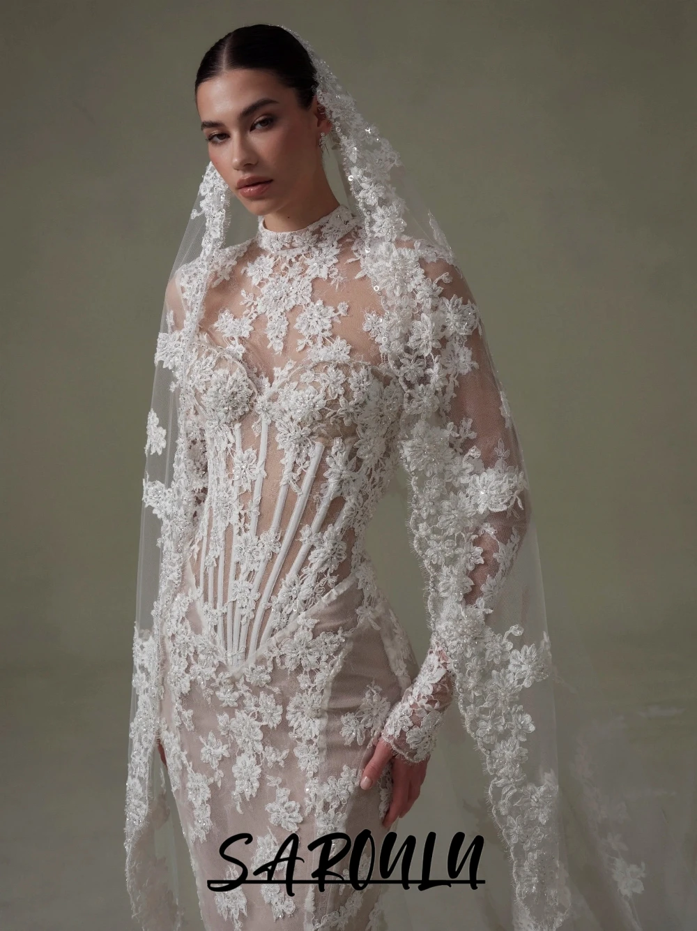 Luxury Lace Mermaid Wedding Dress 2026 Backless Unique Corset Bridal Gown With Long Train Vintage Floral Lace Bride Wear No Veil
Luxury Lace Mermaid Wedding Dress 2026 Backless Unique Corset Bridal Gown With Long Train Vintage Floral Lace Bride Wear No Veil