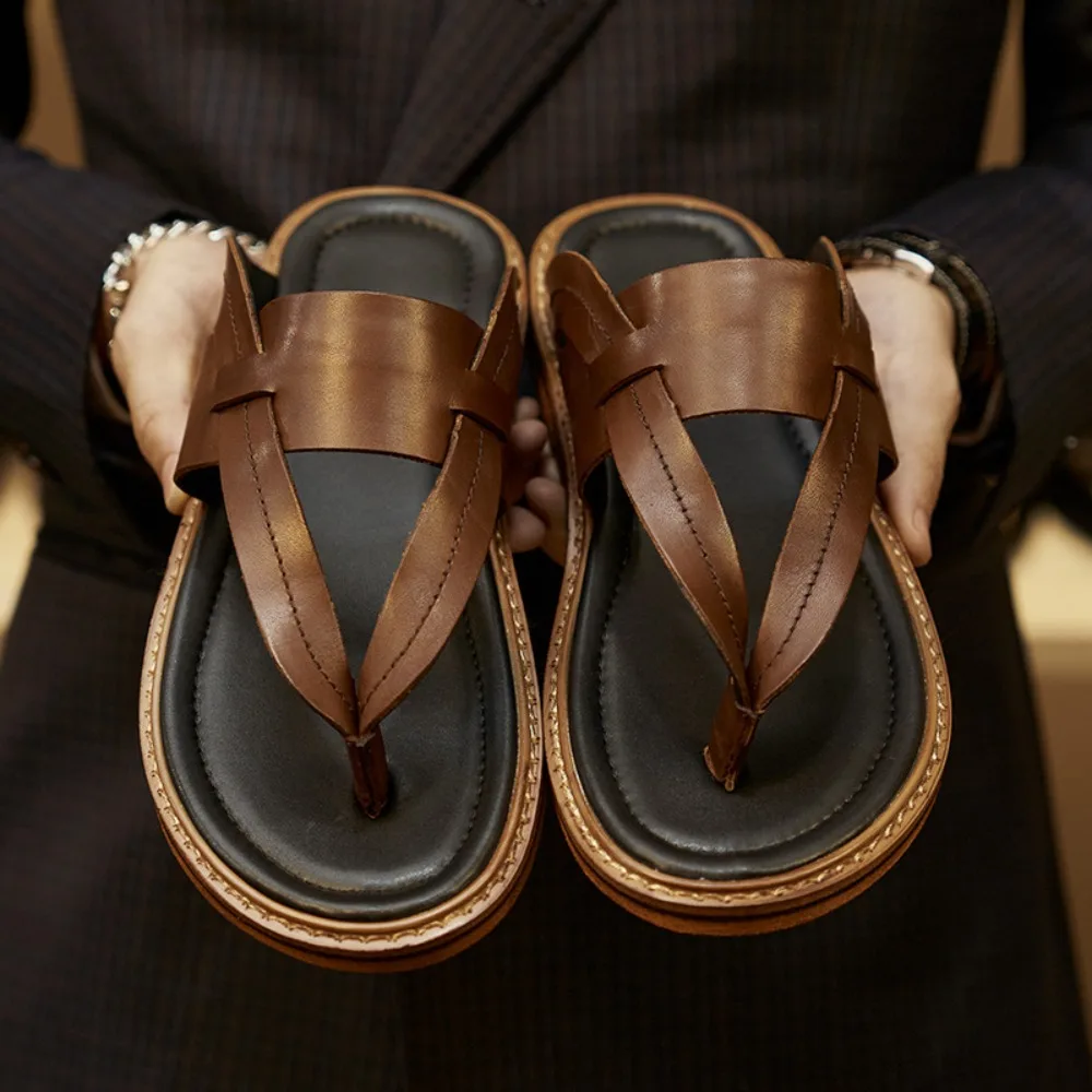 Мужские удобные универсальные простые и модные пляжные сандалии большого размера с плоской подошвой и сандалиями на берегу моря
Мужские удобные универсальные простые и модные пляжные сандалии большого размера с плоской подошвой и сандалиями на берегу моря