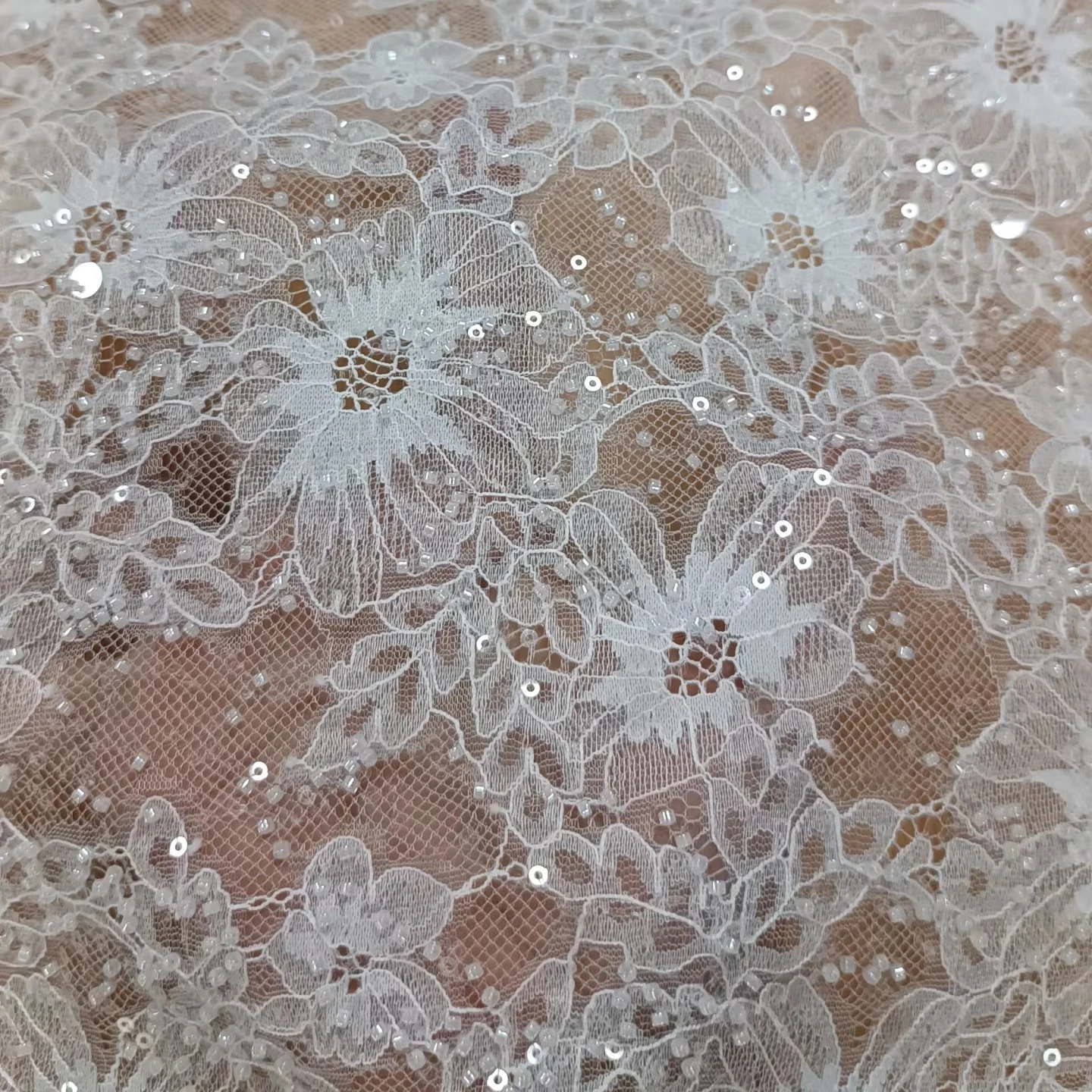 1.3M Wide Lace with Beads Off White Color Wedding Lace French Lace Beaded Wedding Gown Lace 2024 NEW Beading Lace Luxury
1.3M Wide Lace with Beads Off White Color Wedding Lace French Lace Beaded Wedding Gown Lace 2024 NEW Beading Lace Luxury