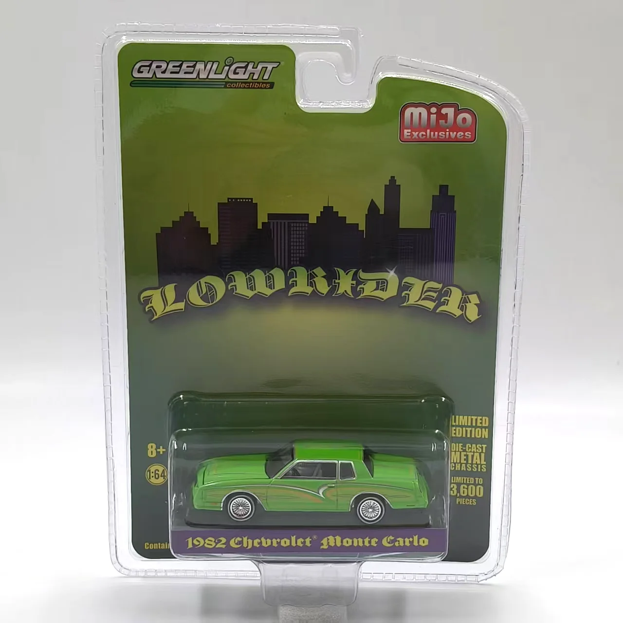 1:64 1982 Monte Carlo alloy simulation car model finished product static collection ornament
1:64 1982 Monte Carlo alloy simulation car model finished product static collection ornament