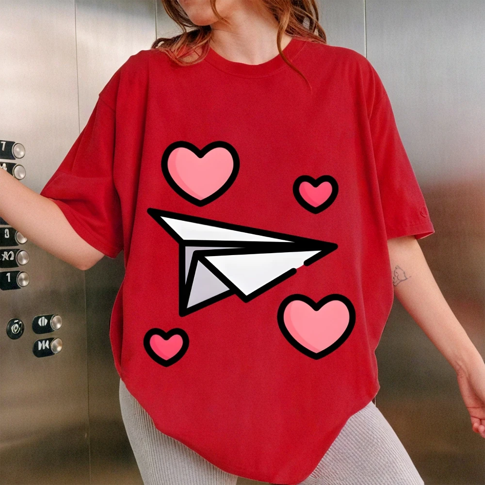 Женская футболка большого размера Y2k Love & Paper Airplane 2025 года — хлопковый летний топ высокого качества, милая футболка с рисунком, модная уличная одежда
Женская футболка большого размера Y2k Love & Paper Airplane 2025 года — хлопковый летний топ высокого качества, милая футболка с рисунком, модная уличная одежда