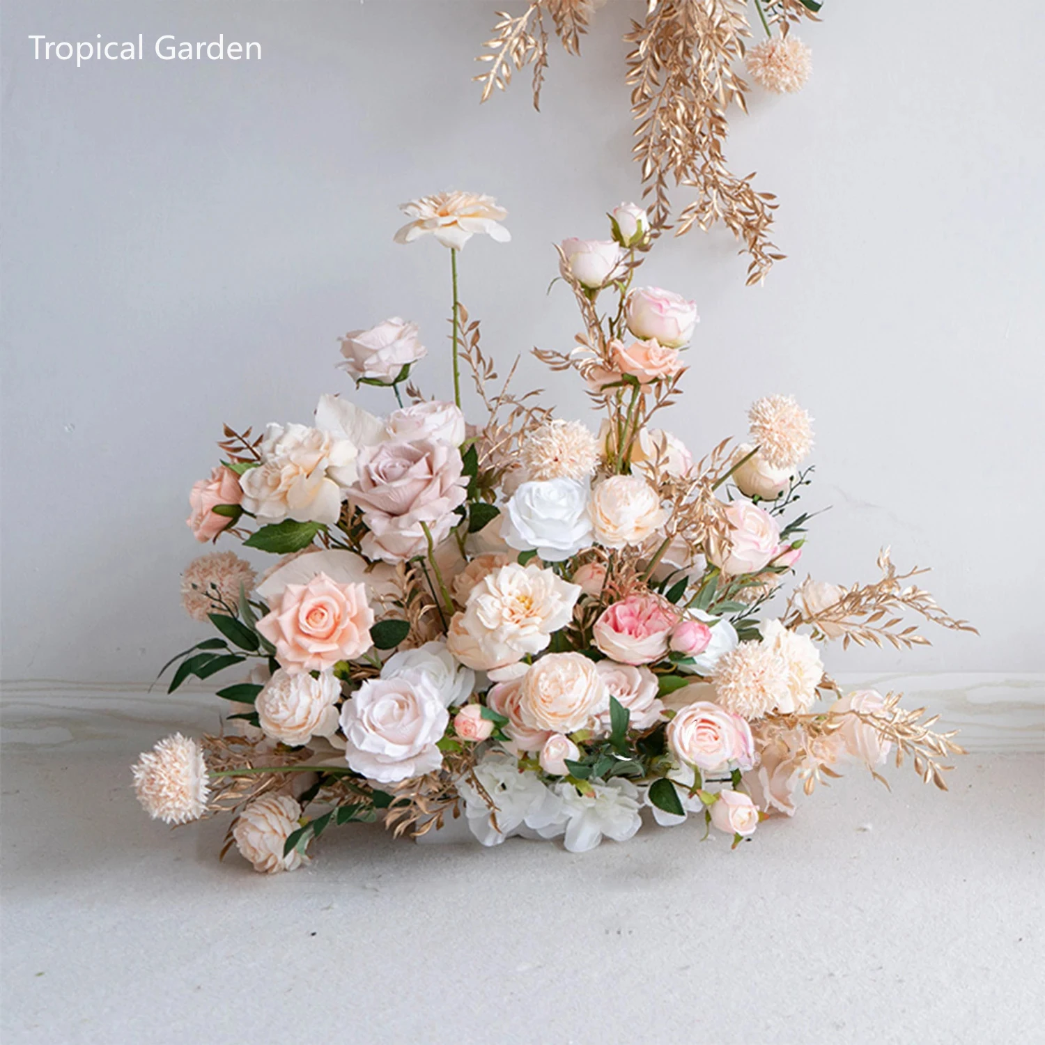 Золотой лист, шампанское, роза, искусственный цветочный шар, дорога, свинцовый декор, подвесной цветочный ряд, цветочный фон, композиция, реквизит для вечеринки
Золотой лист, шампанское, роза, искусственный цветочный шар, дорога, свинцовый декор, подвесной цветочный ряд, цветочный фон, композиция, реквизит для вечеринки