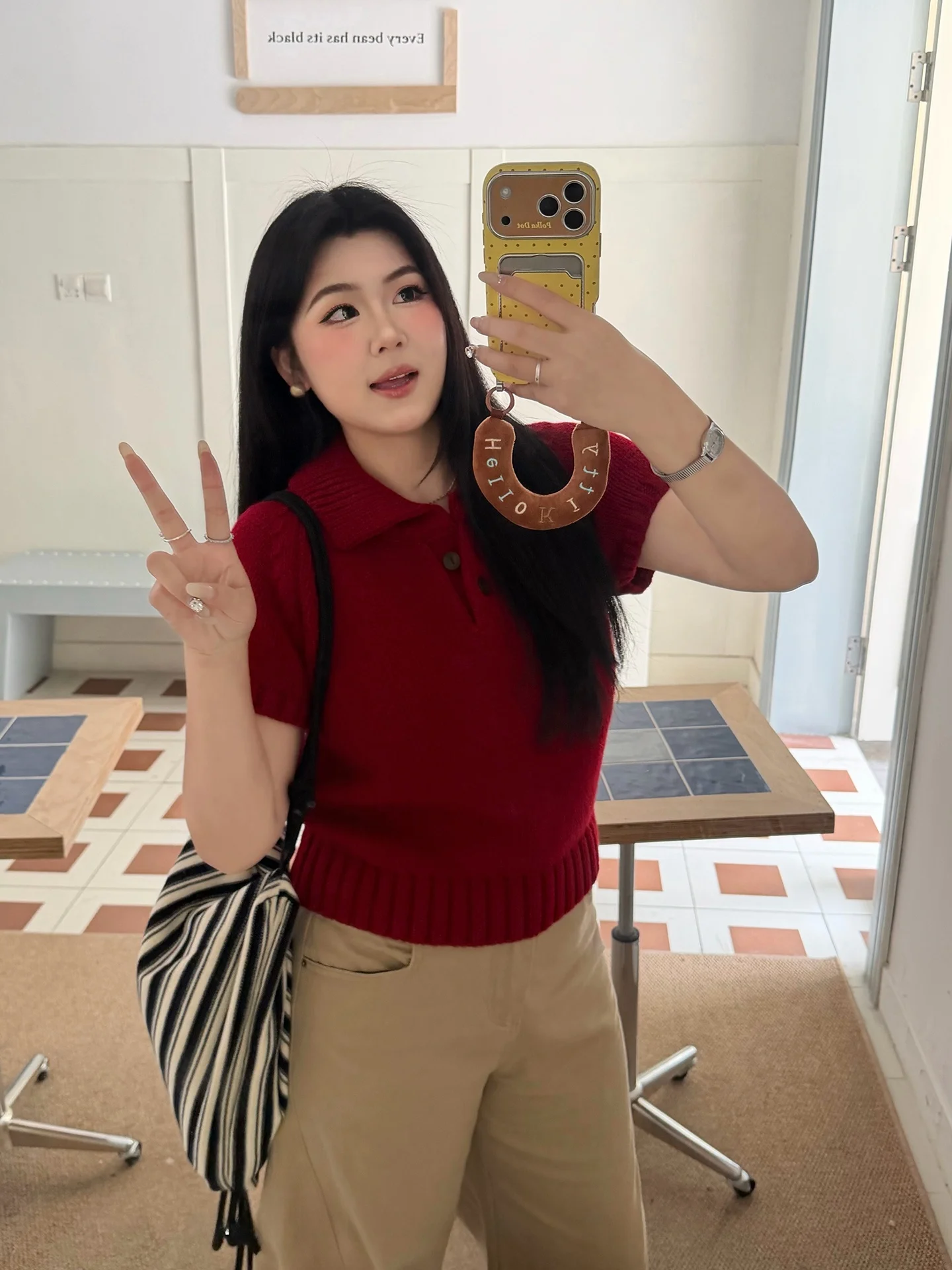 NINI ONE Korean Style Plump Red Knitted Short Sleeve Neck Sweet Top Women's Casual Fit Knitted Sweater Spring Season
NINI ONE Korean Style Plump Red Knitted Short Sleeve Neck Sweet Top Women's Casual Fit Knitted Sweater Spring Season