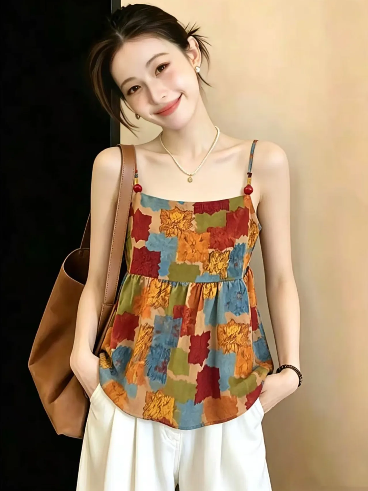 plus Size Summer New Oil Painting Print Halter Vest Beautiful Short Backless Sleeveless Top Women's Fashion Tank Top
plus Size Summer New Oil Painting Print Halter Vest Beautiful Short Backless Sleeveless Top Women's Fashion Tank Top