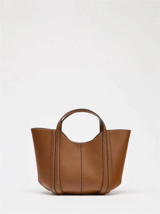 Fashionable Casual Women's Bag New Summer 2025 High Quality Stitching Decoration Bucket Bag PU Leather No Brand
Fashionable Casual Women's Bag New Summer 2025 High Quality Stitching Decoration Bucket Bag PU Leather No Brand
