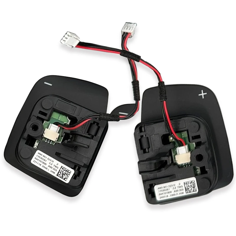4M0951523D Shift Paddle For Audi Q3 F3 A3 8Y A4 A5 S5 Q2 Q5 Q7 Q8 Steering Wheel Shift Paddle Switch 4M0 951 523 D
4M0951523D Shift Paddle For Audi Q3 F3 A3 8Y A4 A5 S5 Q2 Q5 Q7 Q8 Steering Wheel Shift Paddle Switch 4M0 951 523 D