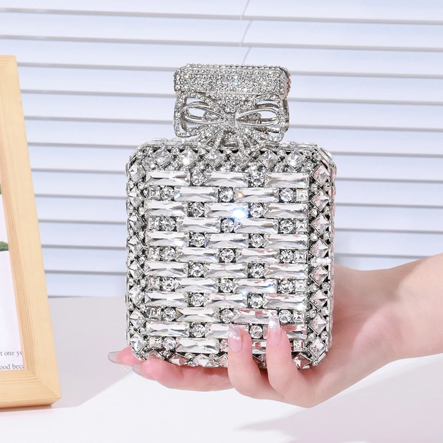 Funny Perfume Bottle Shaped Crystal Evening Bags Women Gorgeous Classy Rhinestone Hollow Out Metal Clutch Purses Handbag Wedding
Funny Perfume Bottle Shaped Crystal Evening Bags Women Gorgeous Classy Rhinestone Hollow Out Metal Clutch Purses Handbag Wedding