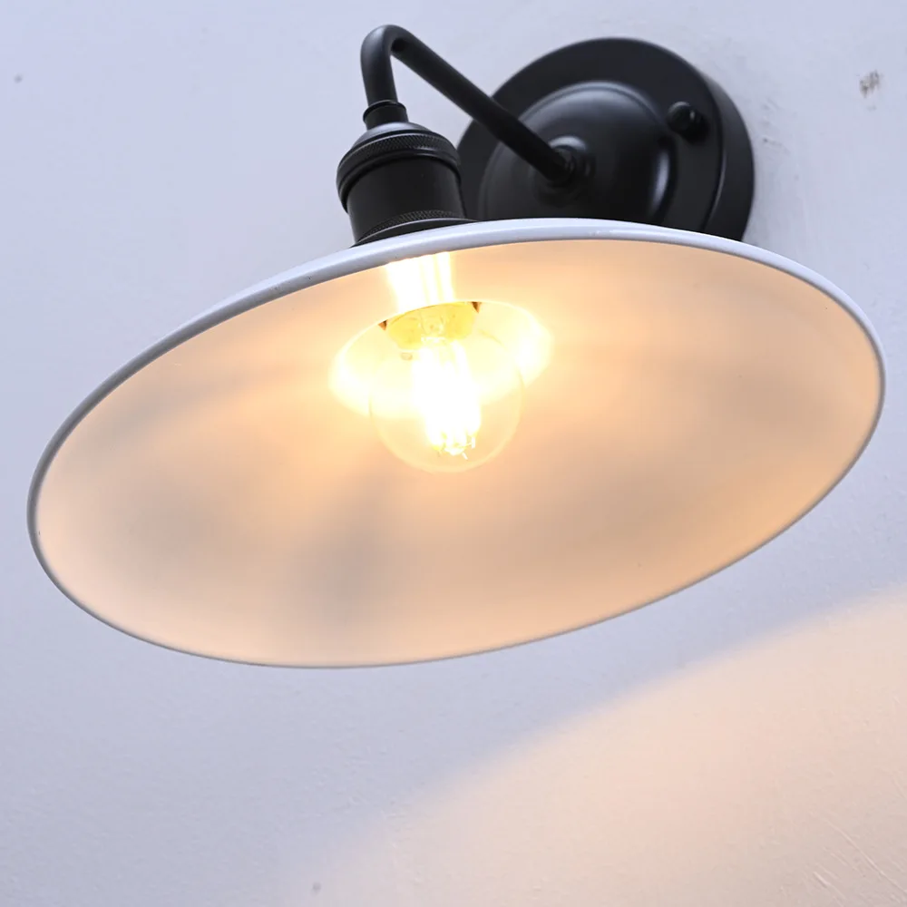 Retro Bedroom Wall Lamp Living Room Restaurant Cafe Corridor Outdoor LED Wall Lamp
Retro Bedroom Wall Lamp Living Room Restaurant Cafe Corridor Outdoor LED Wall Lamp