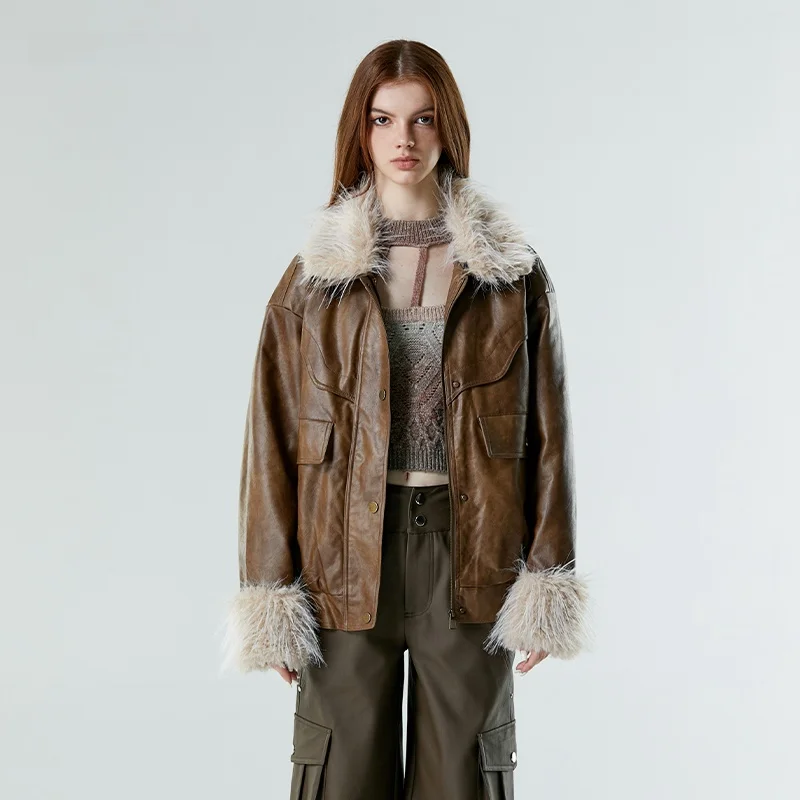 Vone eeE женское коричневое пальто из искусственной кожи с джатовым воротником в стиле пэчворк, длинное меховое пальто в американском стиле ретро, милое свободное пальто для колледжа
Vone eeE женское коричневое пальто из искусственной кожи с джатовым воротником в стиле пэчворк, длинное меховое пальто в американском стиле ретро, милое свободное пальто для колледжа