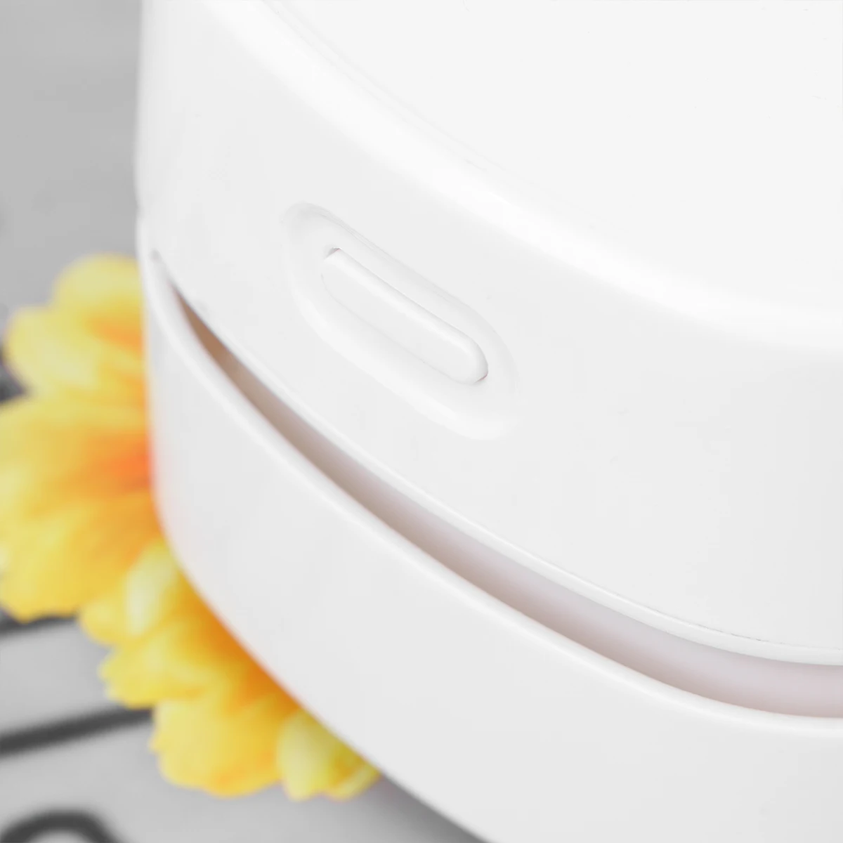 Portable USB Rechargeable Mini Vacuum Cleaner for Home Car Keyboard Low Noise H held Dust Pet Hair Crumbs Cleaning Tool
Portable USB Rechargeable Mini Vacuum Cleaner for Home Car Keyboard Low Noise H held Dust Pet Hair Crumbs Cleaning Tool