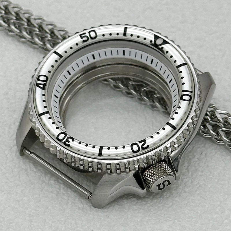 NH35 Case SKX007 SRPD Watch Case Sapphire Crystal Compatible NH35 NH36 NH38 NH39 4R35 and 7S26 Movements 42mm High-Quality Case
NH35 Case SKX007 SRPD Watch Case Sapphire Crystal Compatible NH35 NH36 NH38 NH39 4R35 and 7S26 Movements 42mm High-Quality Case