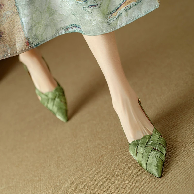 NEW Summer Women Shoes Split Leather Sandals for Women Pointed Toe Kitten Heel Shoes Narrow Band Weave High Heel Modern Sandals
NEW Summer Women Shoes Split Leather Sandals for Women Pointed Toe Kitten Heel Shoes Narrow Band Weave High Heel Modern Sandals