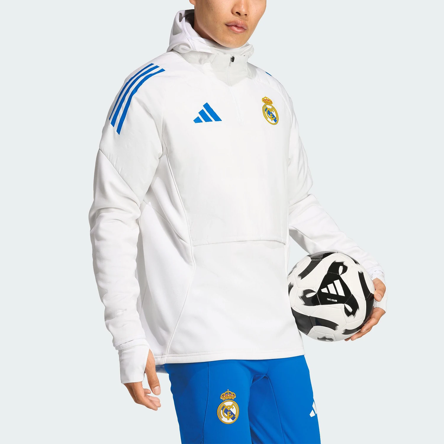 Adidas Originals REAL EU WINTOP Мужская спортивная кофта с длинными рукавами KE1167
Adidas Originals REAL EU WINTOP Мужская спортивная кофта с длинными рукавами KE1167