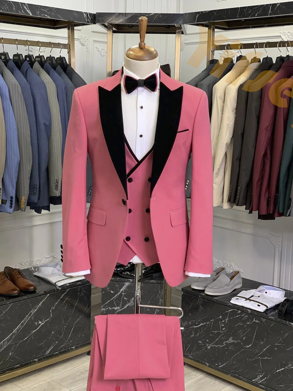 3pieces Full Men Suit Set Wedding Groom Custom Made Luxury Brands Male Jacket Vest Pants Slim Fit Prom Blazer Trousers Outfits
3pieces Full Men Suit Set Wedding Groom Custom Made Luxury Brands Male Jacket Vest Pants Slim Fit Prom Blazer Trousers Outfits