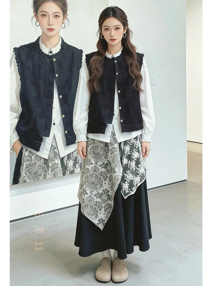 Large Size Artistic Style Lace Blouse And Vest Set Women's Fashion Spring Autumn New Retro Three-piece Skirt Suit Casual Comf...
Large Size Artistic Style Lace Blouse And Vest Set Women's Fashion Spring Autumn New Retro Three-piece Skirt Suit Casual Comf...