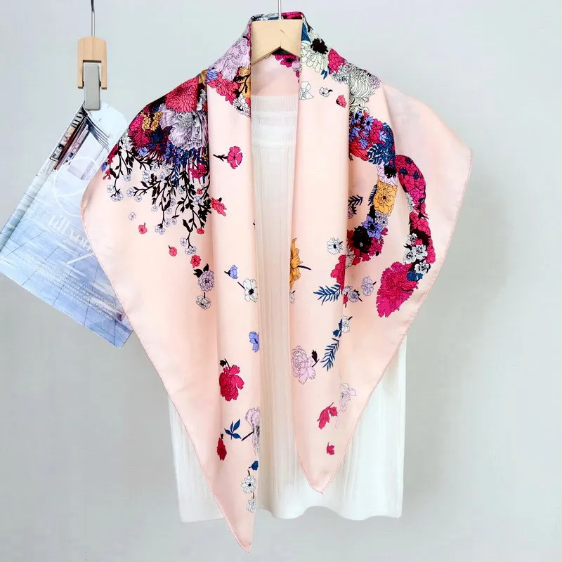 High-end Elegant Women's Fine Floral Horse Print Quality 14MM Twill Silk Hand-rolled Edge Versatile Large Square Scarf Shawl
High-end Elegant Women's Fine Floral Horse Print Quality 14MM Twill Silk Hand-rolled Edge Versatile Large Square Scarf Shawl