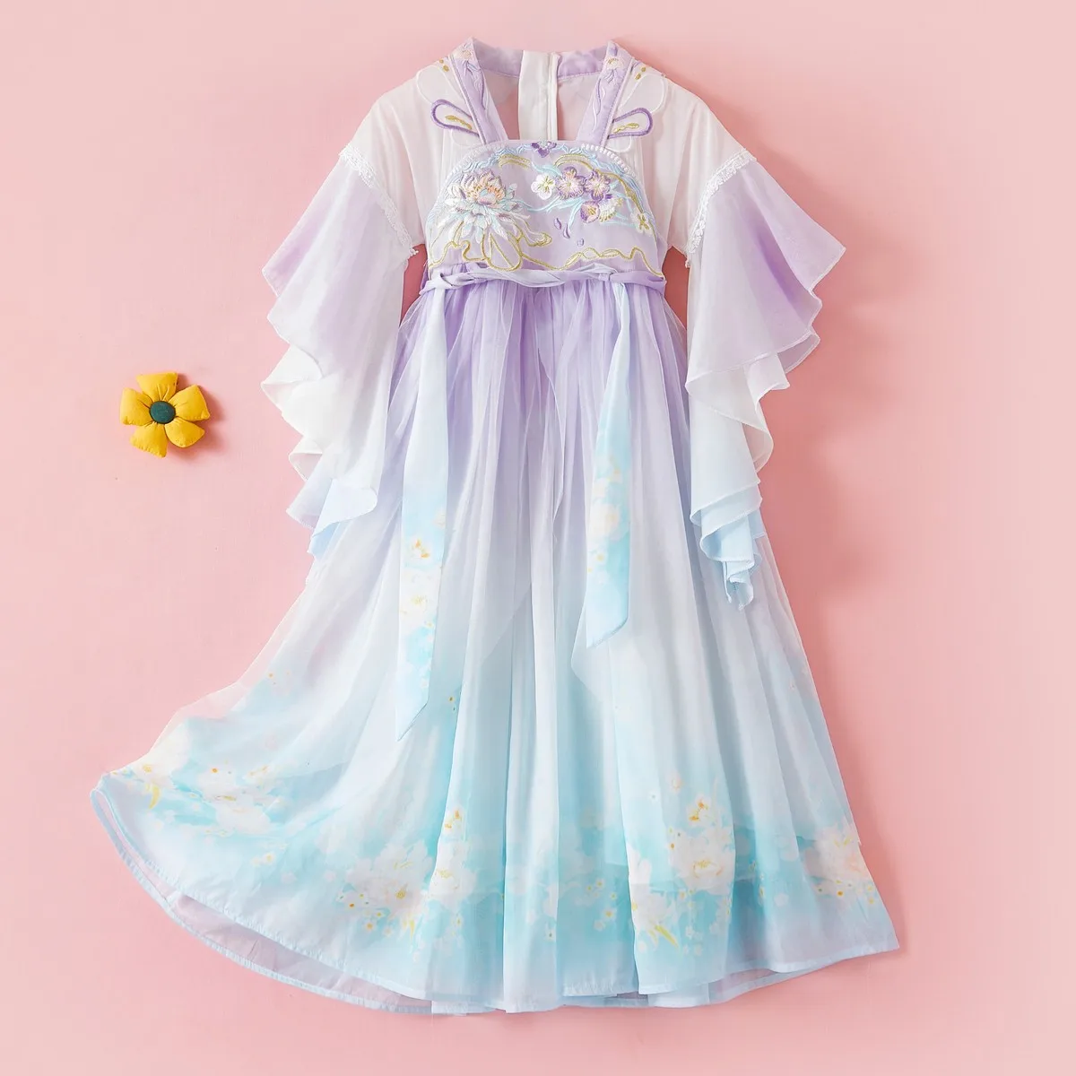 Girls' Hanfu long-sleeved children's performance costume dress net-like skirt with flowing hem
Girls' Hanfu long-sleeved children's performance costume dress net-like skirt with flowing hem