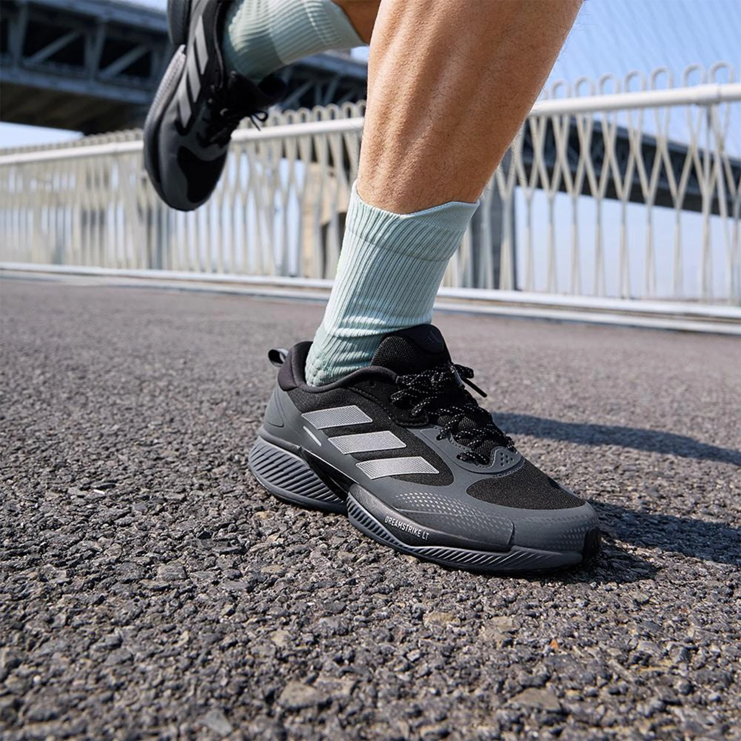 Adidas genuine SUPERNOVA ETRNO men's and women's lace up running shoes JP9700
Adidas genuine SUPERNOVA ETRNO men's and women's lace up running shoes JP9700