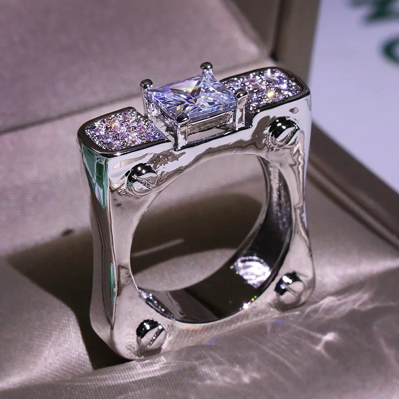 Creative Color cubic zirconia Ring for Women Men Personality Wedding Ring Two-tone Square Titanium steel Hip Pop Ring Jewelry 
Creative Color cubic zirconia Ring for Women Men Personality Wedding Ring Two-tone Square Titanium steel Hip Pop Ring Jewelry