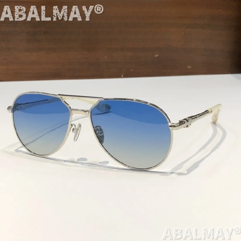 Top Quality Designer Sunglasses for Men and Women 8123 SIZE 61-17-148 Titanium Luxury Fashion Design Sun Glasses UV400 with box
Top Quality Designer Sunglasses for Men and Women 8123 SIZE 61-17-148 Titanium Luxury Fashion Design Sun Glasses UV400 with box