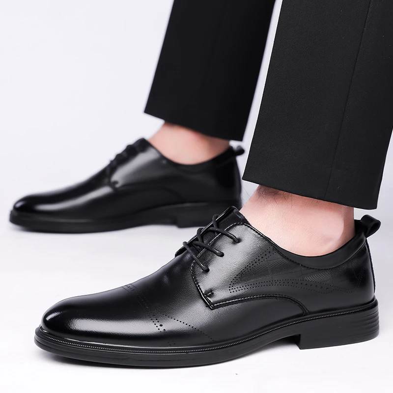 Classic Hot selling men's shoes Luxury successful person style Dress up party Daily Business Office Outdoor black shoes New
Classic Hot selling men's shoes Luxury successful person style Dress up party Daily Business Office Outdoor black shoes New