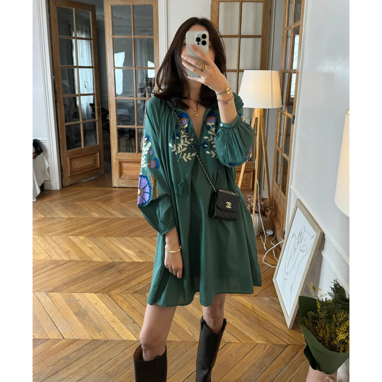 Французское платье для отпуска в стиле бохо, с V-образным вырезом, поясом, свободного кроя, с длинными рукавами, вышивкой и принтом в виде цепей, А-силуэт, весна-лето
Французское платье для отпуска в стиле бохо, с V-образным вырезом, поясом, свободного кроя, с длинными рукавами, вышивкой и принтом в виде цепей, А-силуэт, весна-лето