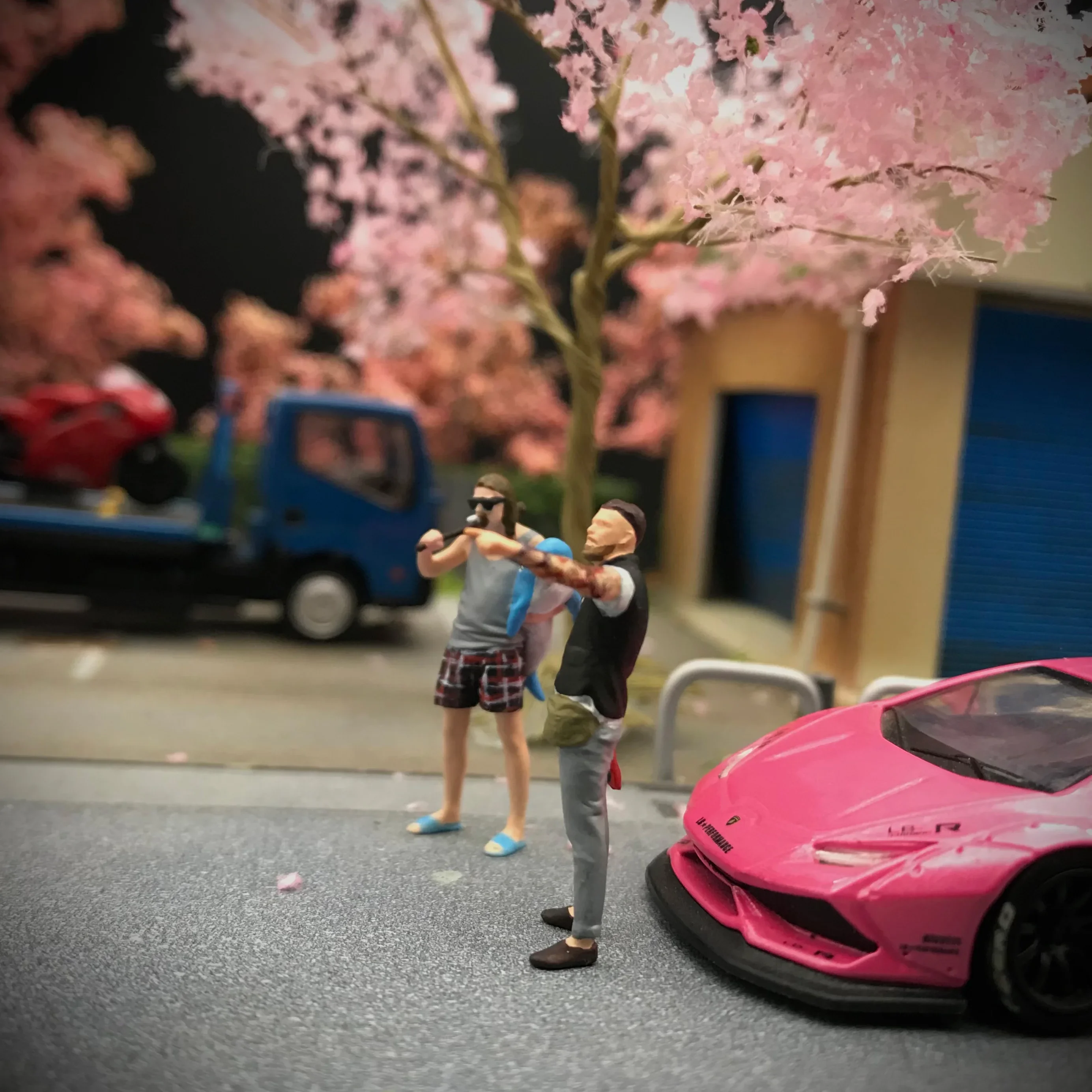 WT 1:64 Scale Figures Doll Man And Pointed Man Model Dioramas Diecast Miniature Collection
WT 1:64 Scale Figures Doll Man And Pointed Man Model Dioramas Diecast Miniature Collection