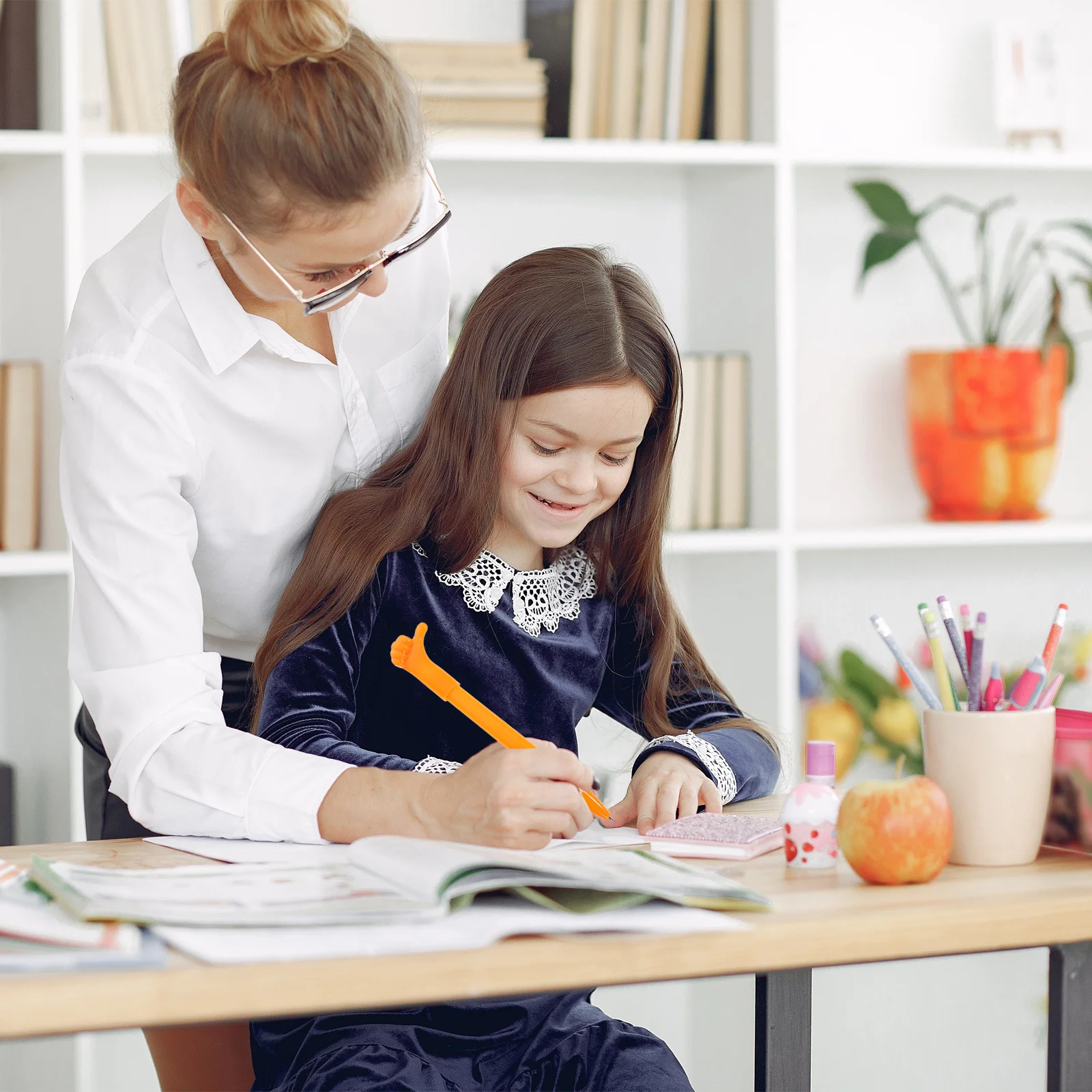 6Pcs Thumbs Up Ballpoint Pens Cute Portable Plastic Cartoon Pens for Children Daily Writing Study Thumbs Up Ballpoint Pen
6Pcs Thumbs Up Ballpoint Pens Cute Portable Plastic Cartoon Pens for Children Daily Writing Study Thumbs Up Ballpoint Pen