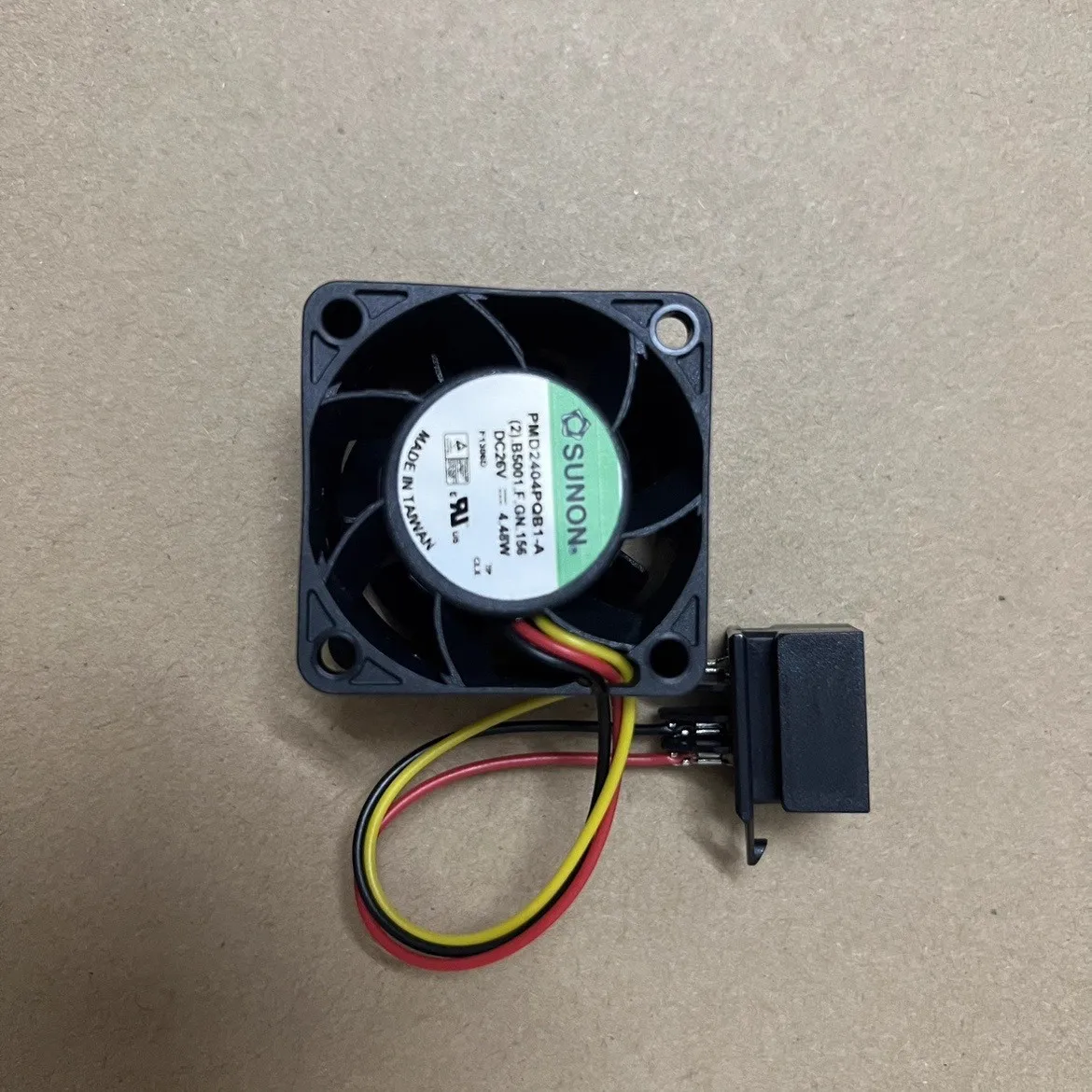 2pcs * NEW ORIGINAL PMD2404PQB1-A 26V 4.48W 4028 40*40*28mm COOLING FAN RADIATOR
2pcs * NEW ORIGINAL PMD2404PQB1-A 26V 4.48W 4028 40*40*28mm COOLING FAN RADIATOR