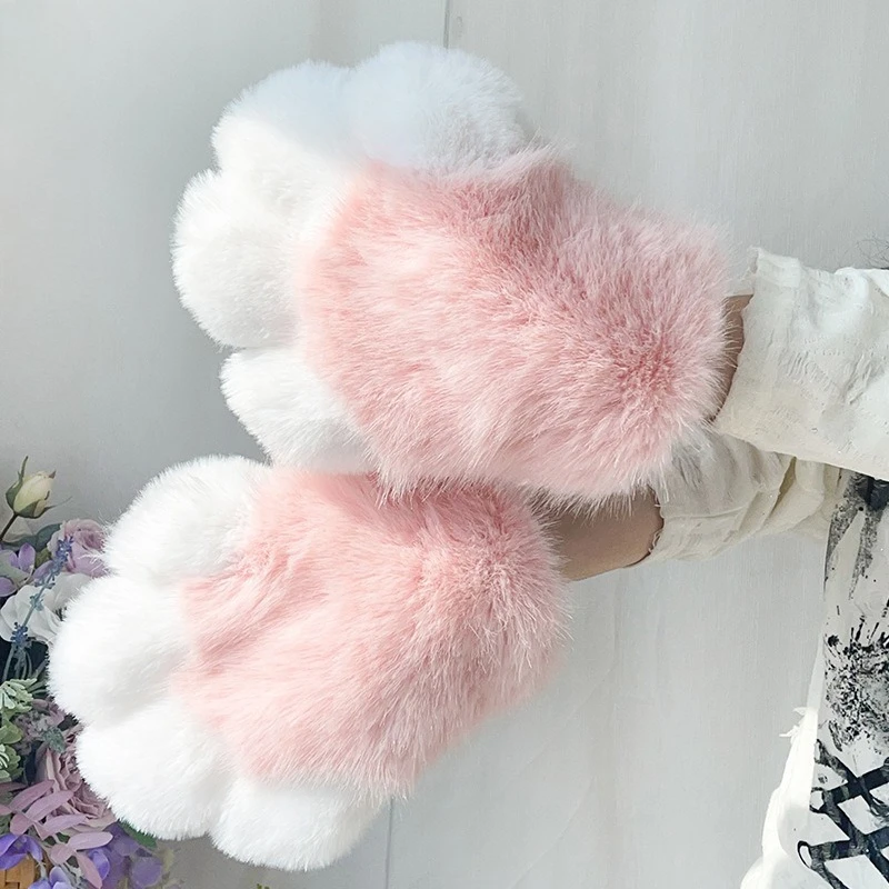 Cute Plush Furui Paw Gloves Anime Diffuse Rabbit Mother Cos Props Furry Rabbit Paw Gloves Role-playing Party
Cute Plush Furui Paw Gloves Anime Diffuse Rabbit Mother Cos Props Furry Rabbit Paw Gloves Role-playing Party