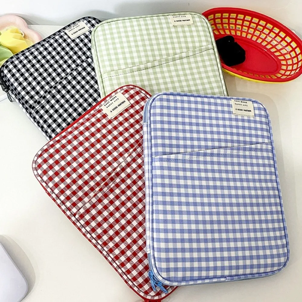 Tablet Pouch Ins Grid Laptop Bag 13 Inch 11 Inch Tablet Sleeve Bag Kawaii Sweet Girl Computer Bag File Package
Tablet Pouch Ins Grid Laptop Bag 13 Inch 11 Inch Tablet Sleeve Bag Kawaii Sweet Girl Computer Bag File Package