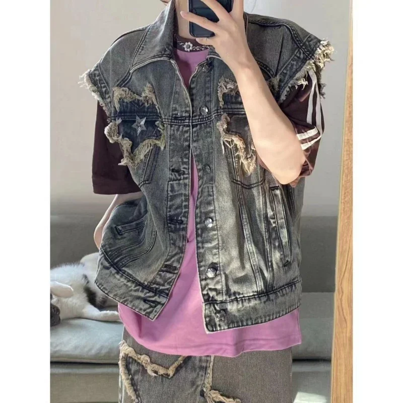 New Vintage Women Denim Vest Hip Hop Streetwear Sleeveless Jacket Star Cardigan Korean Fashion Coat Crop Tops Designers Clothes
New Vintage Women Denim Vest Hip Hop Streetwear Sleeveless Jacket Star Cardigan Korean Fashion Coat Crop Tops Designers Clothes