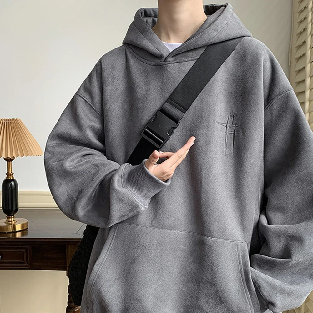 Casual Wear Hooded Sweatshirt For Casual Outings Comfortable Fit Daily Clothing Long Sleeve Design For Casual Occasions
Casual Wear Hooded Sweatshirt For Casual Outings Comfortable Fit Daily Clothing Long Sleeve Design For Casual Occasions