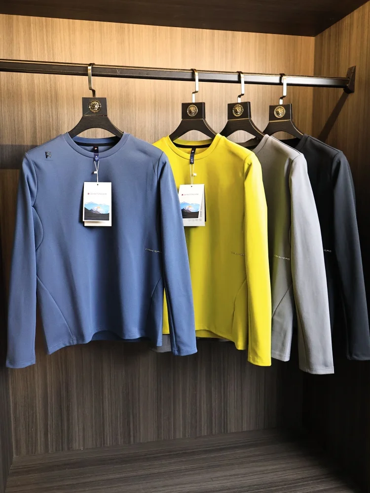 Men's Comfortable Long Sleeve Sweatshirt round Neck D-Series Spring Summer Integrated Training Series Moisture Wicking Casual...
Men's Comfortable Long Sleeve Sweatshirt round Neck D-Series Spring Summer Integrated Training Series Moisture Wicking Casual...