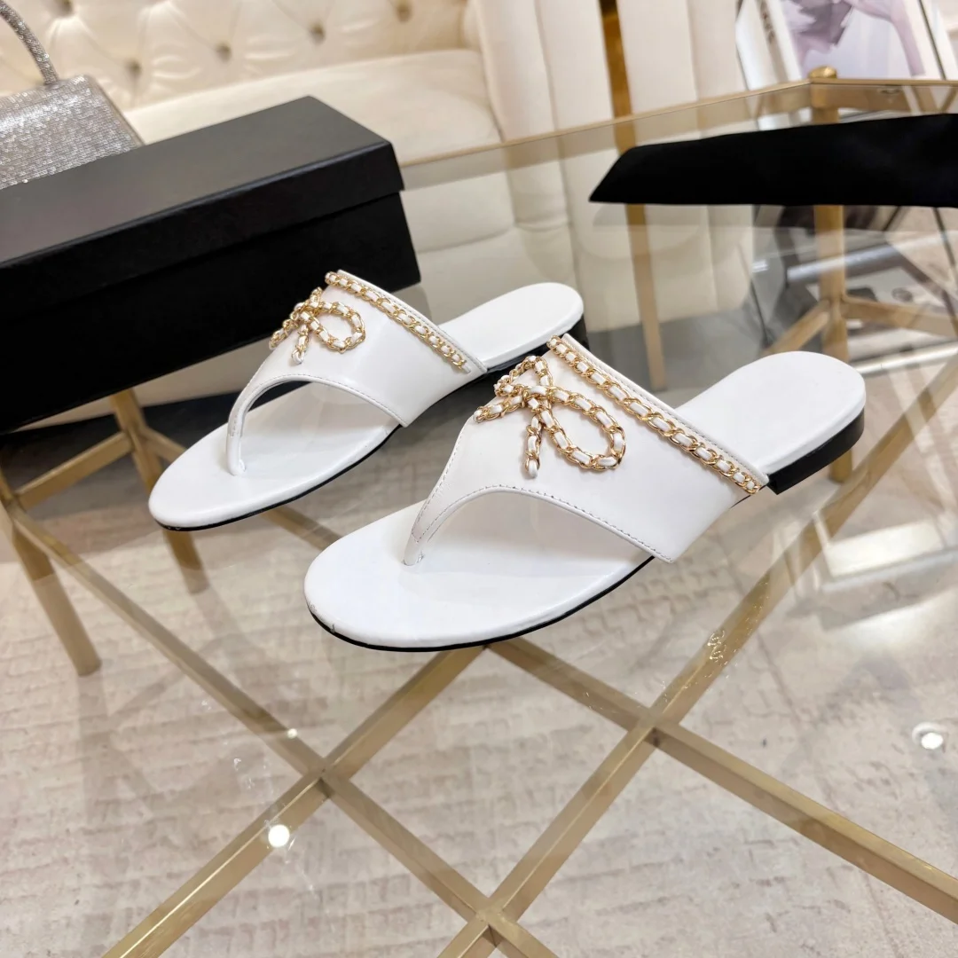 Luxury Brand Women's Flip-flops Casual Sandals Premium Outdoor Sandals Indoor Slippers Beach Footwear Genuine Leather Upper
Luxury Brand Women's Flip-flops Casual Sandals Premium Outdoor Sandals Indoor Slippers Beach Footwear Genuine Leather Upper