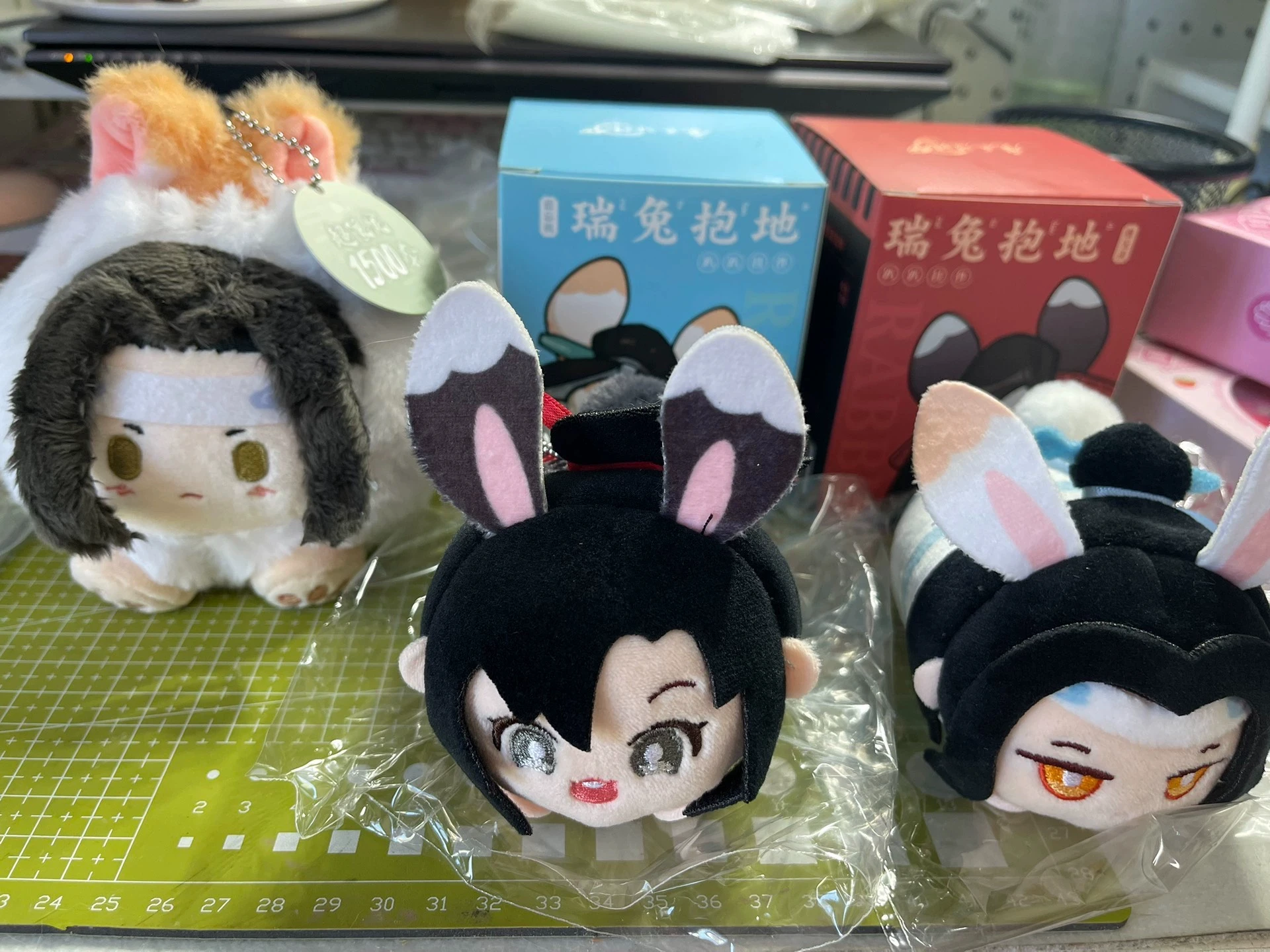 Mo Dao Zu Shi Plush Dolls Badge Grandmaster of Demonic Cultivation MDZS Lan Wangji Wei Wu Xian The Untamed Toys Pendant
Mo Dao Zu Shi Plush Dolls Badge Grandmaster of Demonic Cultivation MDZS Lan Wangji Wei Wu Xian The Untamed Toys Pendant