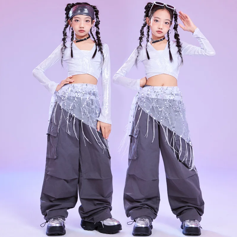 Kid Hip Hop Clothing Silver White Wrap Lace up Long Sleeve Crop Top Gray Casual Cargo Pants for Girl Jazz Dance Costumes Clothes
Kid Hip Hop Clothing Silver White Wrap Lace up Long Sleeve Crop Top Gray Casual Cargo Pants for Girl Jazz Dance Costumes Clothes