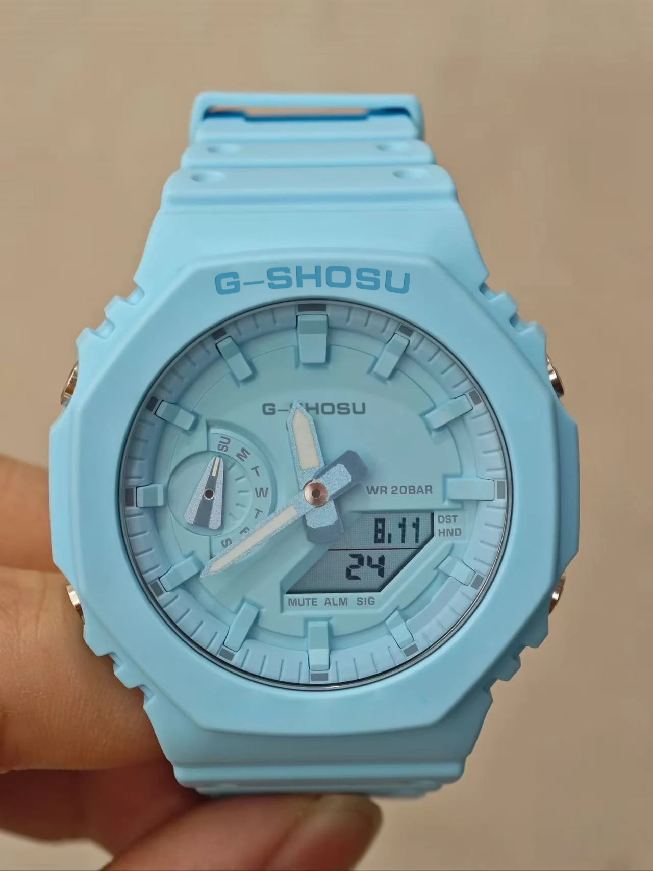 Спортивные часы с двойным LED-дисплеем, быстросъемным ремешком, цифровые, унисекс, с большим циферблатом
Спортивные часы с двойным LED-дисплеем, быстросъемным ремешком, цифровые, унисекс, с большим циферблатом