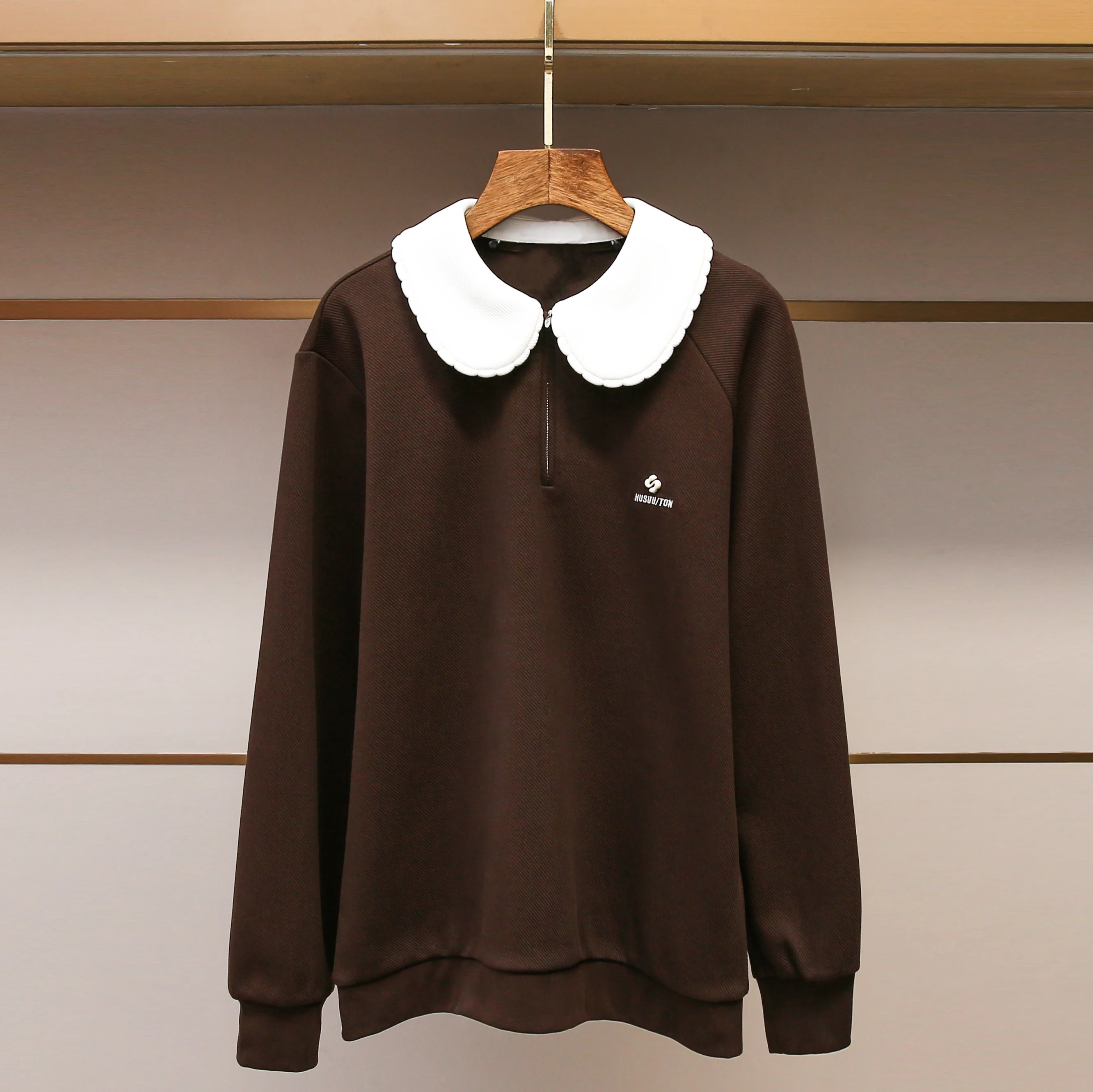 Faionable Commuter Casual Sweet Doll Collar Sweater Autumn New Arrival Women's High-End Clothing Comfortable Loose Fit
Faionable Commuter Casual Sweet Doll Collar Sweater Autumn New Arrival Women's High-End Clothing Comfortable Loose Fit