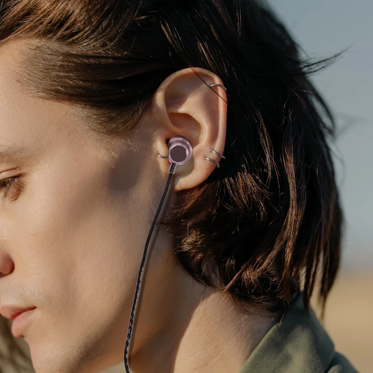 Wireless Type-C Earbuds Stereo Super Bass In-Ear Headphones Mic Noise Isolation Clear Sound Lightweight Comfortable Fit
Wireless Type-C Earbuds Stereo Super Bass In-Ear Headphones Mic Noise Isolation Clear Sound Lightweight Comfortable Fit
