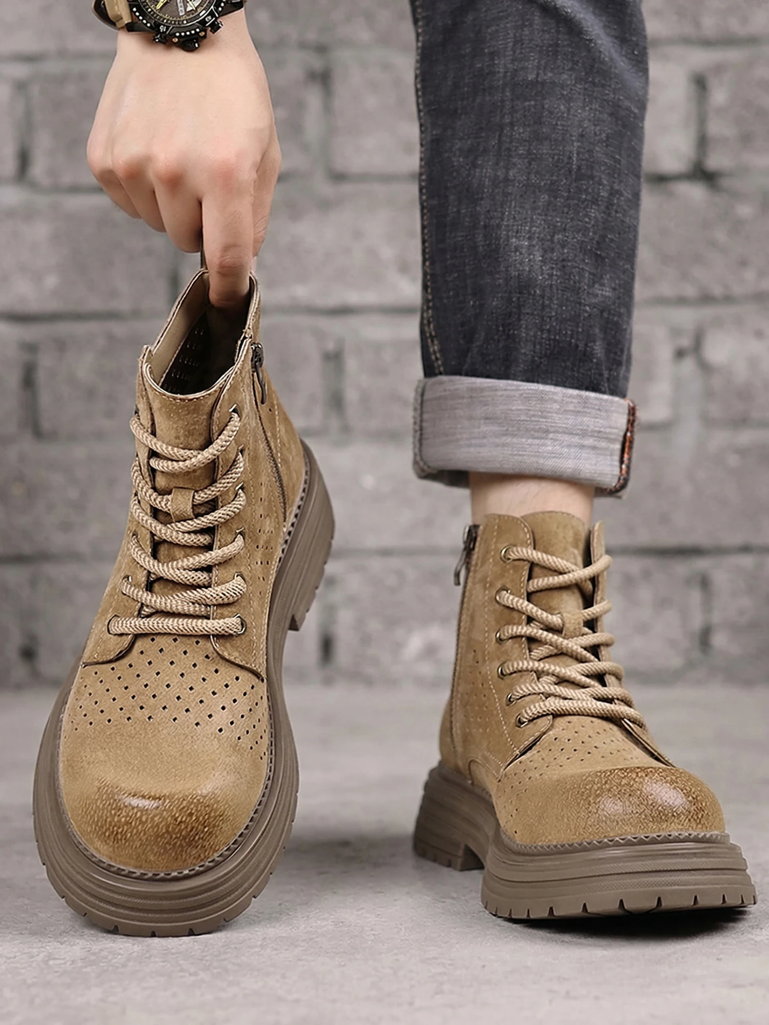 Men's Hollow out Boots Summer Breathable Retro High Top 2026 New Style British Fashion Genuine Leather Trendy Work Boots
Men's Hollow out Boots Summer Breathable Retro High Top 2026 New Style British Fashion Genuine Leather Trendy Work Boots