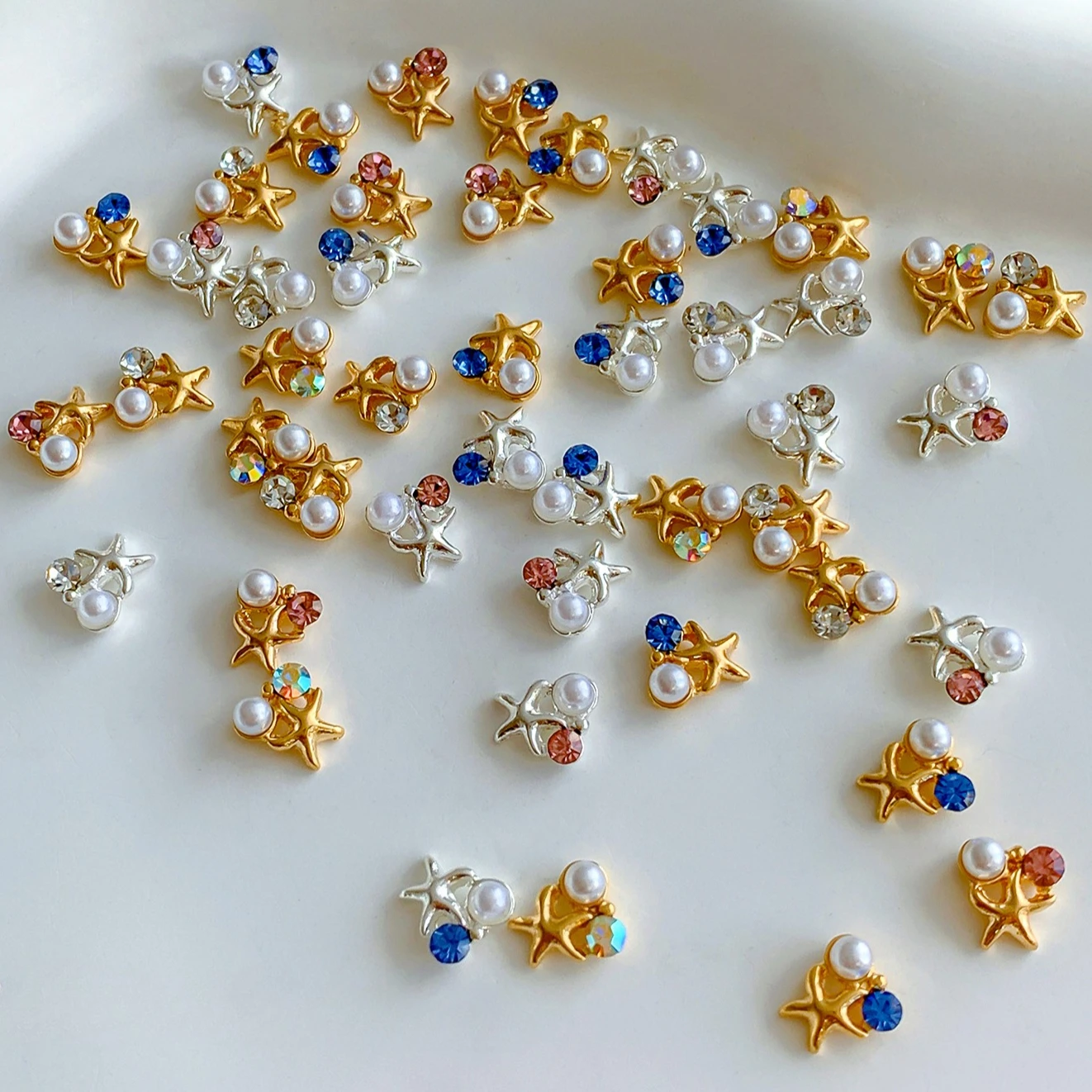 Metal Starfish Rhinestones Crystal Pearl Summer Ocean Shell Flower Wreath Alloy Jewelry Nail Art Accessories Decoration Manicure
Metal Starfish Rhinestones Crystal Pearl Summer Ocean Shell Flower Wreath Alloy Jewelry Nail Art Accessories Decoration Manicure