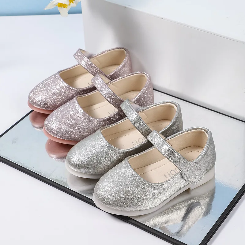 Children Princess Single Shoes Spring Performance Shoes for Girls New 2025 Bling Princess Dress Shoe Children's Footwear
Children Princess Single Shoes Spring Performance Shoes for Girls New 2025 Bling Princess Dress Shoe Children's Footwear