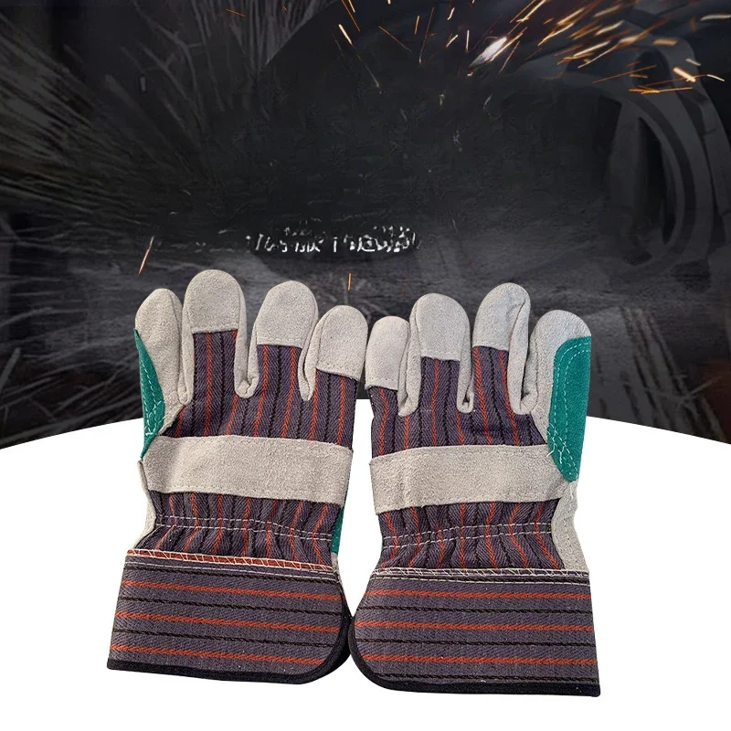 Short Welding Protective Gloves Made of Cowhide Hanging, Insulated, Heat-resistant Comfortable and Durable for Welders
Short Welding Protective Gloves Made of Cowhide Hanging, Insulated, Heat-resistant Comfortable and Durable for Welders