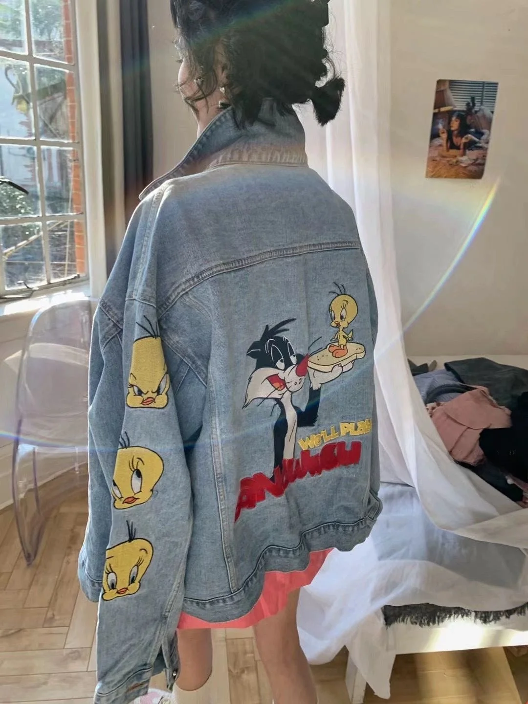 Loose Long Sve fiti Print Denim Jaet Dongda Gate Waed Blue Lazy Bat Large Size Butt Covering Casual Women's Coat
Loose Long Sve fiti Print Denim Jaet Dongda Gate Waed Blue Lazy Bat Large Size Butt Covering Casual Women's Coat