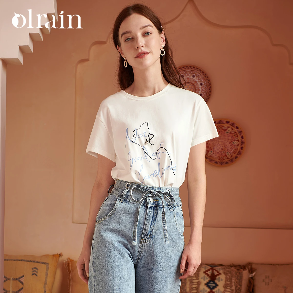OLrain Women White T-Shirt 2025 Summer New Short-Sleeved Tees Crew Neck Creative Print Design Top Slim Fit Outdoor O57XT30190 
OLrain Women White T-Shirt 2025 Summer New Short-Sleeved Tees Crew Neck Creative Print Design Top Slim Fit Outdoor O57XT30190