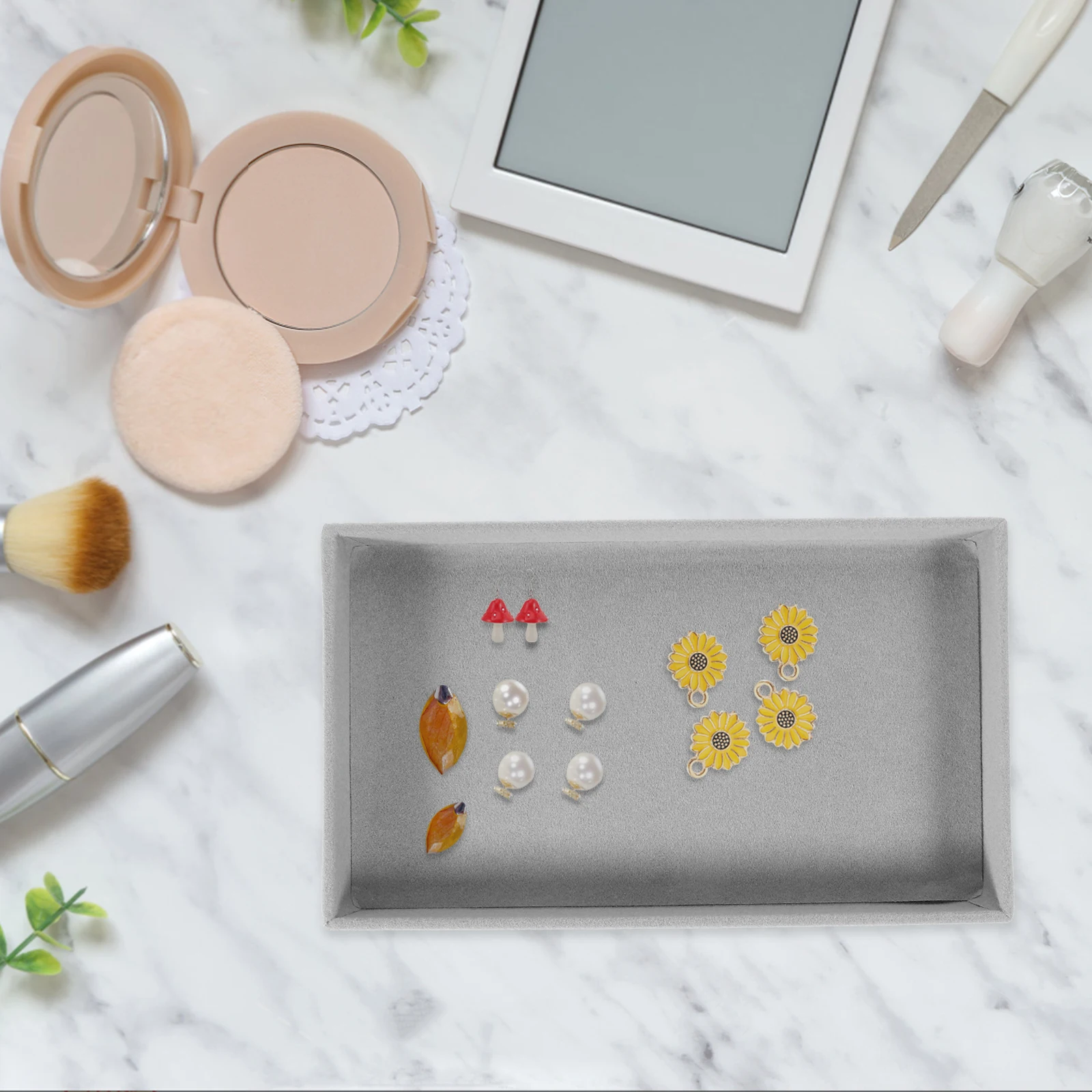 Jewelry Display Tray Organizer Drawer Inserts for Storing Necklaces Bracelets Earrings Versatile Use in Drawers Cabinets
Jewelry Display Tray Organizer Drawer Inserts for Storing Necklaces Bracelets Earrings Versatile Use in Drawers Cabinets