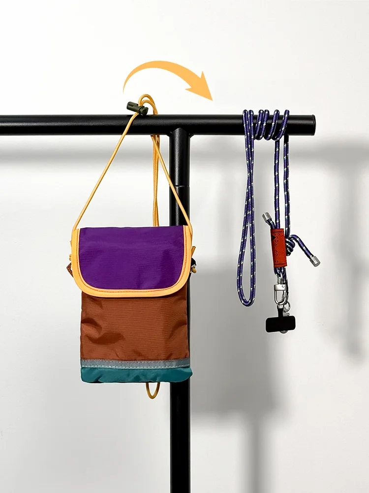 Outdoor Fashion Durable Crossbody Bag for Men And Women Camel Hair Mobile Phone Bag Sporty Dual Tone Color Block Design
Outdoor Fashion Durable Crossbody Bag for Men And Women Camel Hair Mobile Phone Bag Sporty Dual Tone Color Block Design