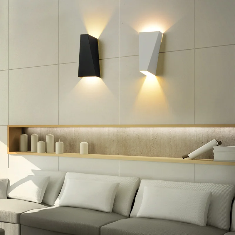 Modern simple LED bedroom bedside living room wall lamp creative double headed lamp corridor waterproof iron wall lamp
Modern simple LED bedroom bedside living room wall lamp creative double headed lamp corridor waterproof iron wall lamp